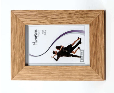 New England Solid Oak Wood 6" x 4" Landscape Photo Frame by Hampton - Engraveitnow Ltd