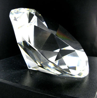 Glass Diamond Medium 3.25" Diameter with Free Engraving - Engraveitnow Ltd