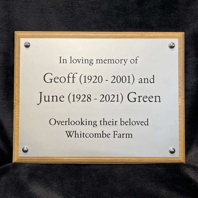 Oak Wood Plaque with 8" x 6" Aluminium Plate - Engraveitnow Ltd