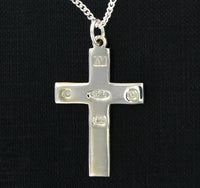 Feature Hallmarked Cross & 18" Curb Chain with Presentation Box