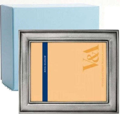 Royal Selangor V&A English Photo frame 6" x 4" 3059A Landscape - Engraveitnow Ltd