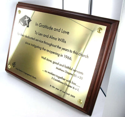 Wood Plaque with 8" x 6" Polished Brass Plate - Engraveitnow Ltd