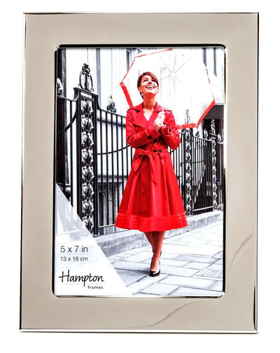 Woburn 7" x 5" Portrait Photo Frame by Hampton Frames - Engraveitnow Ltd